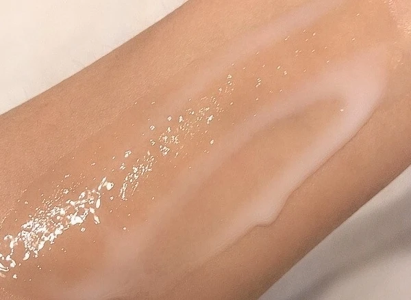 洗顔後はこれ1つ！朝夜の“時短”10秒ケア【「すみっコぐらし」デザイン数量限定発売】_3_2