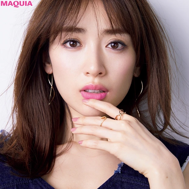 ブルーベース肌に映える！ マゼンタピンクLipでちょっぴりハンサムに