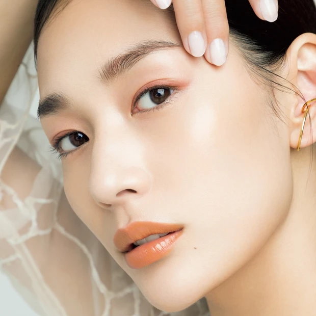 肌のアラがなかったことに!? 美肌職人AYAさん流、“適材適所”ベースメ…