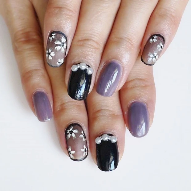 初秋の指先にぴったり！ ブラックシースルーネイル【ギ☆のセルフネイル手本…