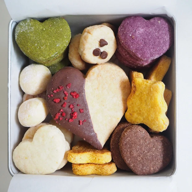 365日の街の小さな洋菓子店 『kanau(カナウ)』オリジナルクッキー缶