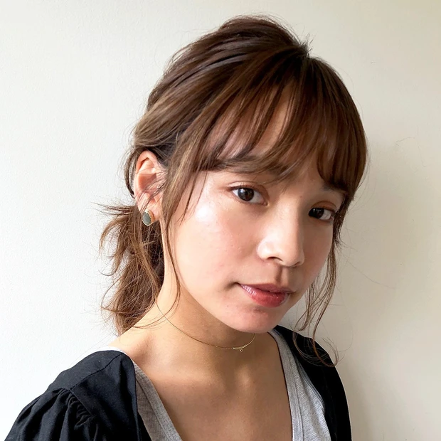 ポニーテール ヘアアレンジ ひとつ結びをおしゃれに極める、オトナ女子の簡単こなれポニーテール