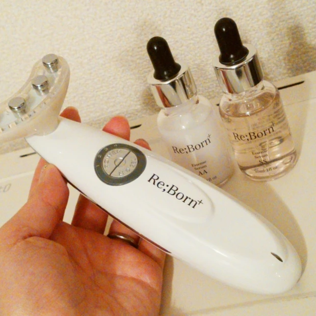 田丸麻紀さんプロデュース美顔器「Re;Born+（リボーン）」がマルチに使えて秀逸！