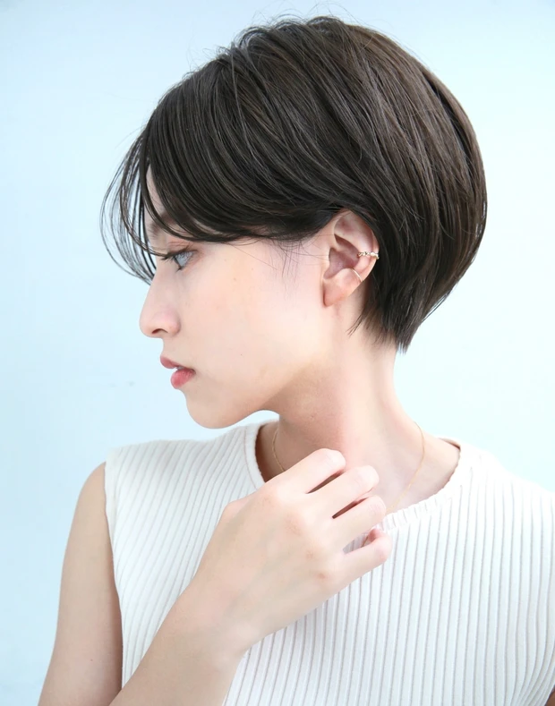 30代ツヤショートヘア写真