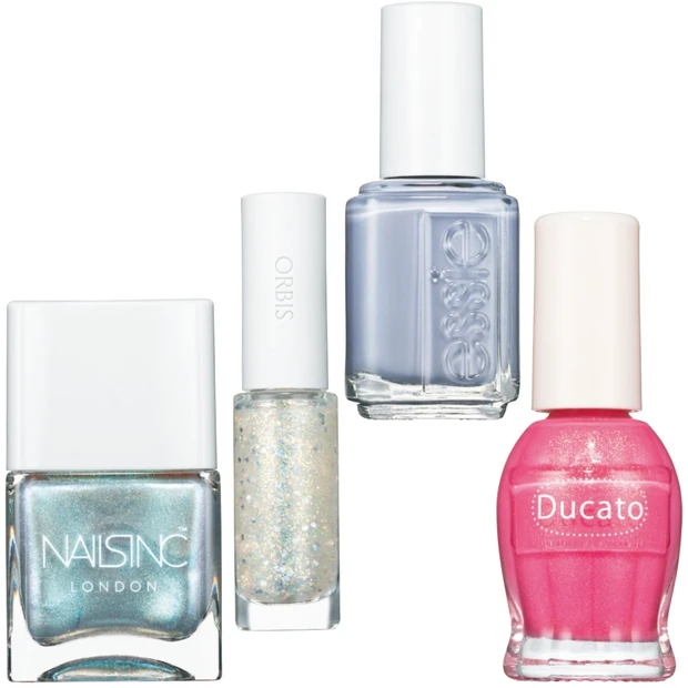 夏ネイルはこれに注目！ バカンスカラー、キラめき色、くすみ色…