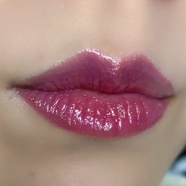 UNMIX アンミックス リップスティック 05フーシャボルドー 実際に塗ってみた