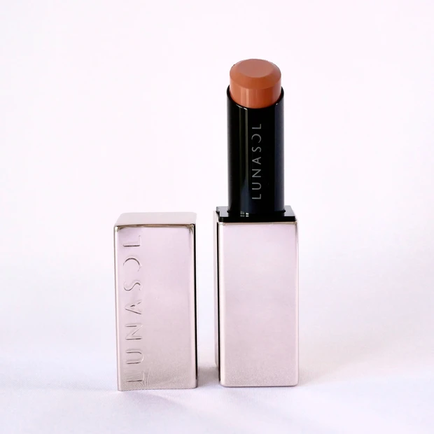 ルナソル(LUNASOL)プランプメロウリップス 11 Ecru(エクリュ)