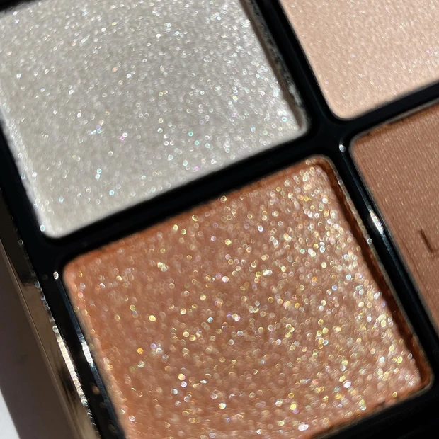 【MAQUIAインフルエンサーのオッス！推しコス】ついに定番化！ 話題のLUNASOL〝宝石アイシャドウ〟スウォッチ･メイク写真で徹底分析  ͗ ͗動画も有ります！_2_2