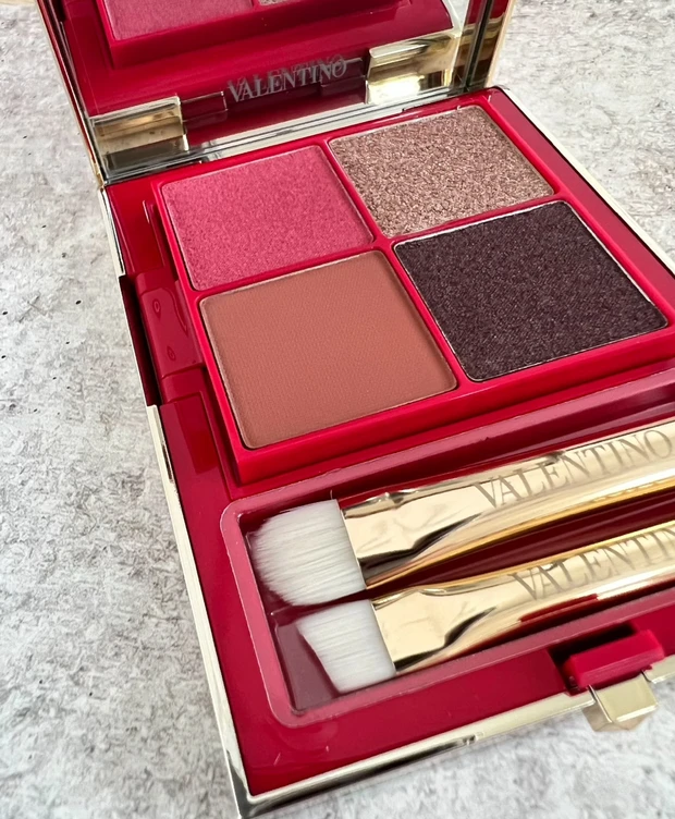 【毎日メイクもパーティメイクもこれ一つでOK🌹】ヴァレンティノビューティアイシャドウ_3_1