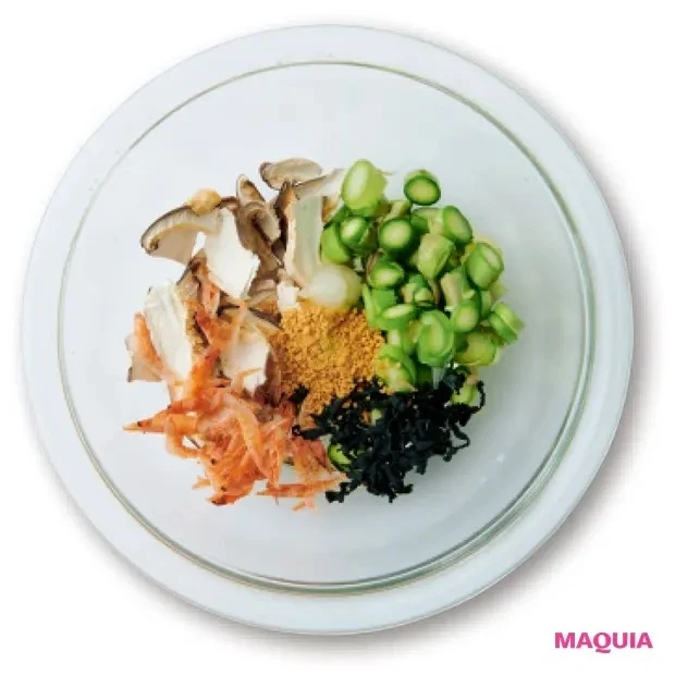 【美容スープレシピ】磯の香りと黒酢のまろやかな酸味がマッチ 「わかめと干しエビのスープ」作り方