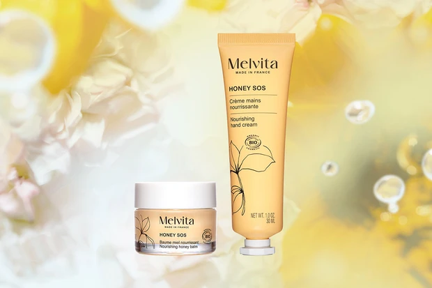 メルヴィータ  ハニーハンド＆リップ