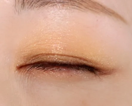 花果実シャドウ ミモザピーチ