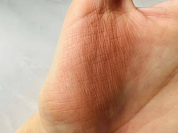 アピューのジューシーパンメレンゲチーク BE01 イチジクメレンゲ