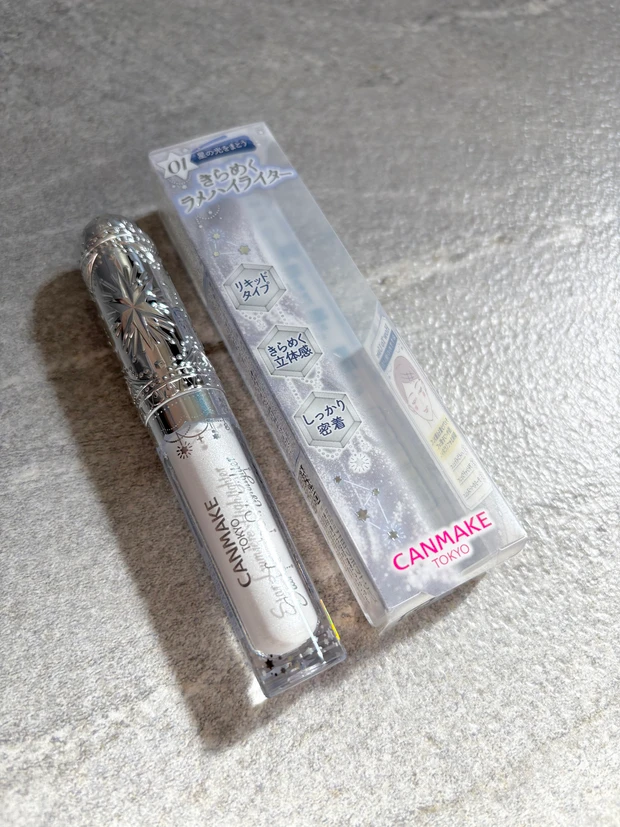 キャンメイクの新作コスメ スタールミエールハイライター 01 スターダストホワイトの商品とパッケージ画像