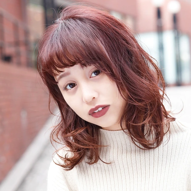 髪が傷みにくく時短にも！ エアリーなウェーブで作る大人可愛いフェアリーロ…