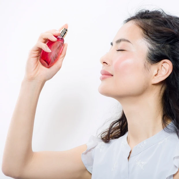 皮脂・黒ずみタイプに多い「毛穴浮き」が原因で、メイクが崩れやすい・・・その予防策とは?