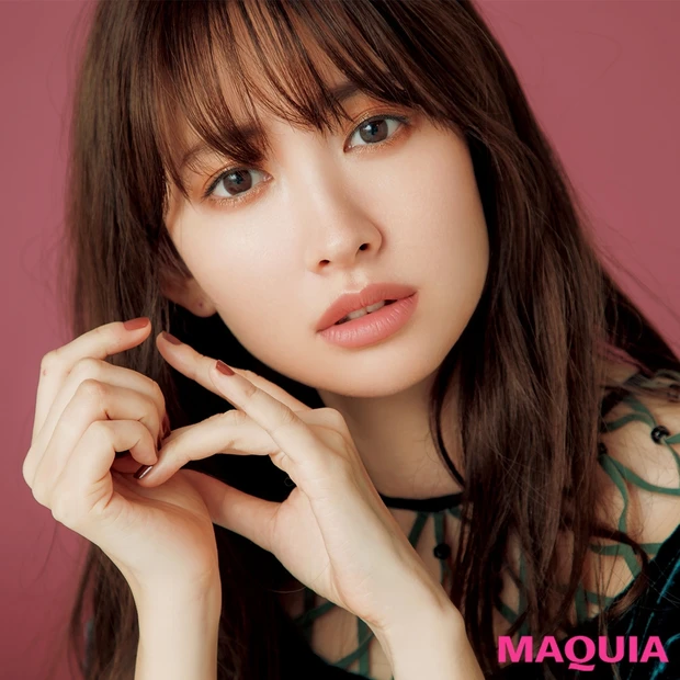 こじはるが大賞FDでワントーンメイクにTRY！ 今したいのは色気が滲むヌ…