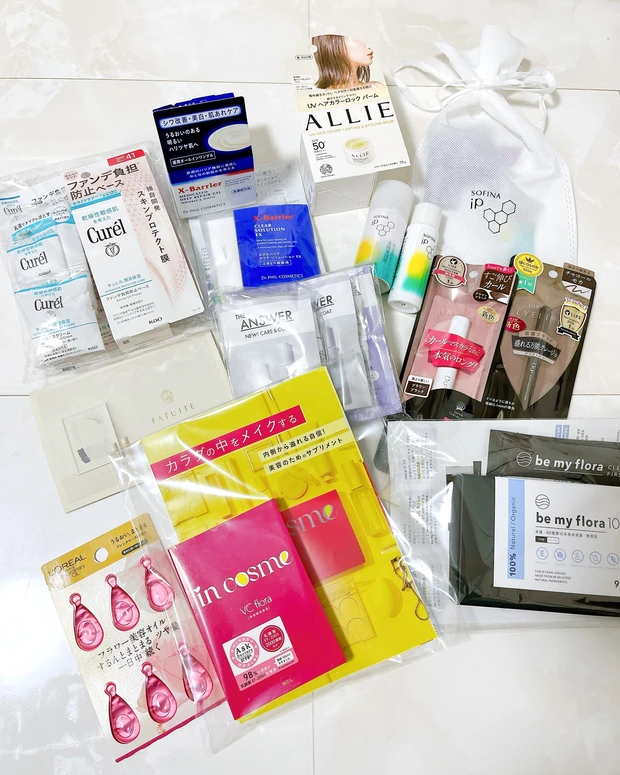 2025 MAQUIAサロン お土産