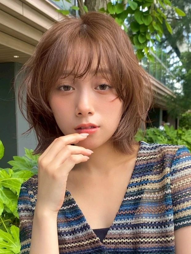 髪型　ボブ　ボブヘア　前髪あり　パーマ　スタイリング