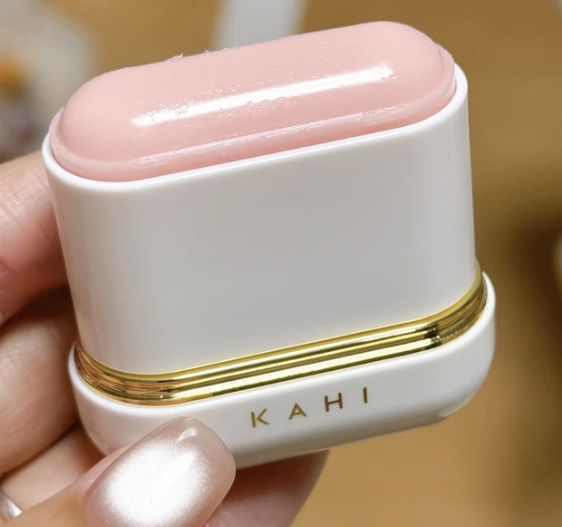 【2026夏】塗り直しUVの最適解! KAHI「CVシャインフィットサンスティック」をレビュー_2