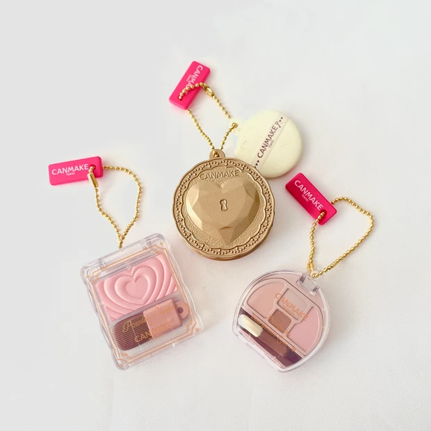 キャンメイク　コスメガチャ　第３弾　レビュー　どこにある