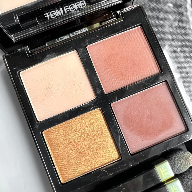 TOM FORD BEAUTY　アイ カラー クォード　30 TOM FORD BEAUTY（TOM FORD BEAUTY） アイ カラー クォード 通販