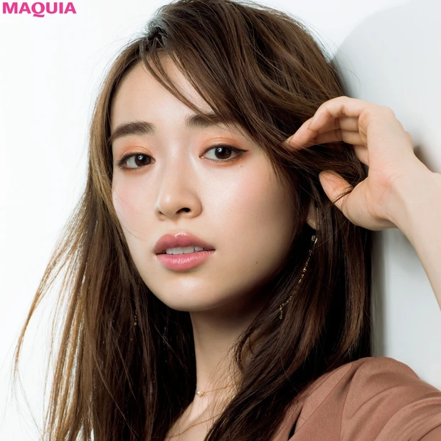 イガリシノブさん直伝！ コンサバブラウンに“華”をプラスするテラコッタア…