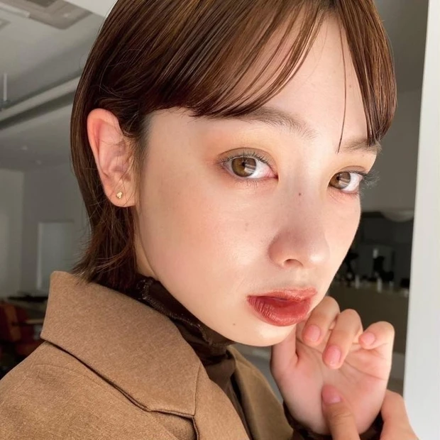 ボブ ヘア 髪型 ヘアスタイル 大人 暗髪