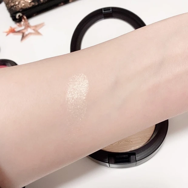 エクストラ ディメンション スキンフィニッシュ / ダブル グリーム