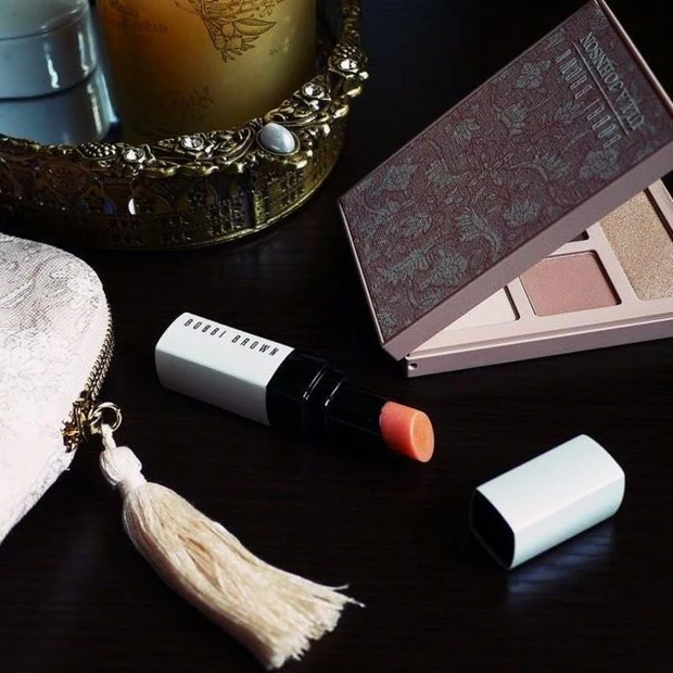 思わずパケ買い♡オシャレすぎるボビイブラウン×NY発ウラジョンソンコレクション!