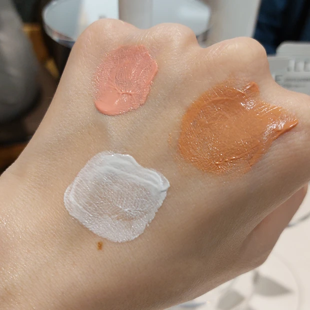 カラーオンUVチーク テクスチャー