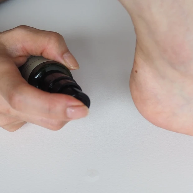 STEP2 ローションをスプレー