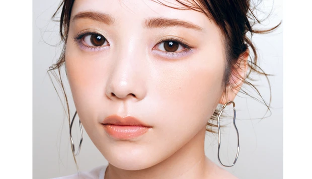 与田祐希さん 透明感とクリーム質感をまとう春のミュートメイク