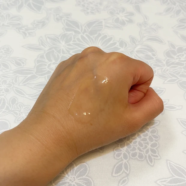 オバジC リファインローションのテクスチャー②