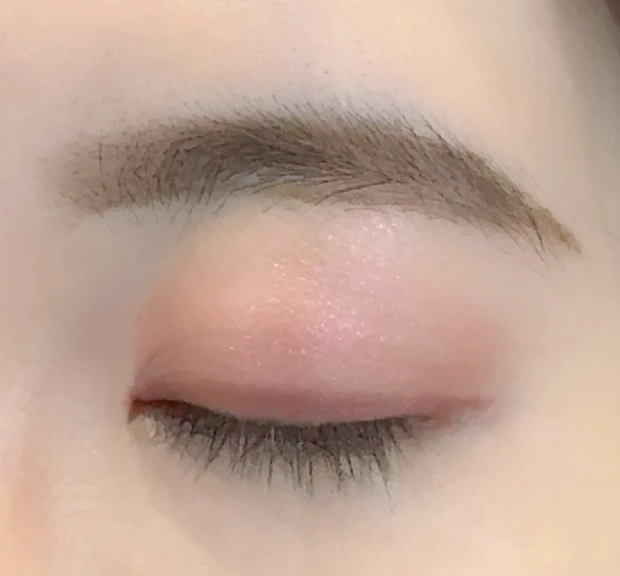 クチュール ミニ クラッチ 820 マジェスティック リヤドのメイク②