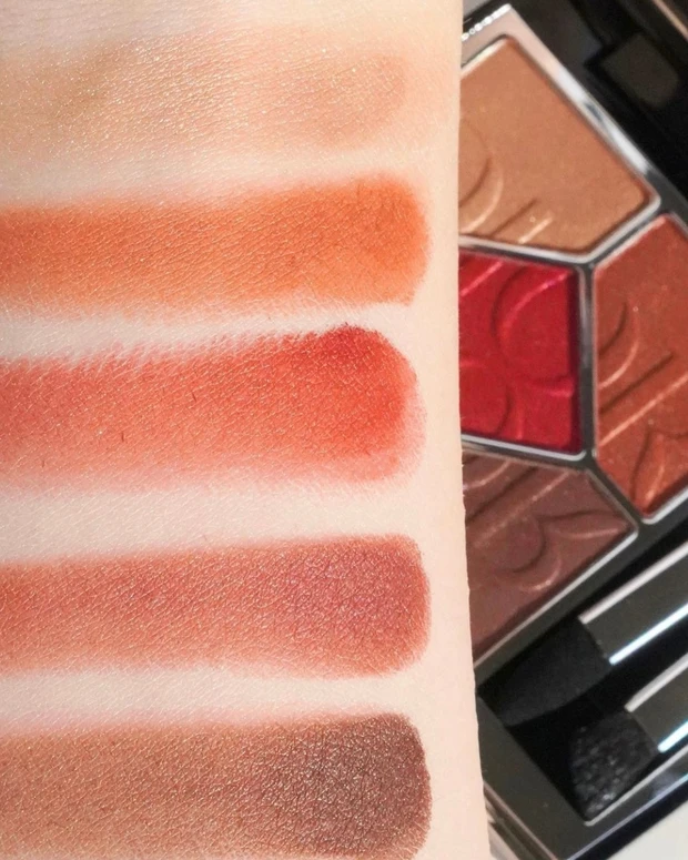 Diorの2022秋コレをスウォッチ！紅葉のような赤みカラーで秋のカラーメイクにも。マスカラとアイシャドウを大紹介🍁_4_2