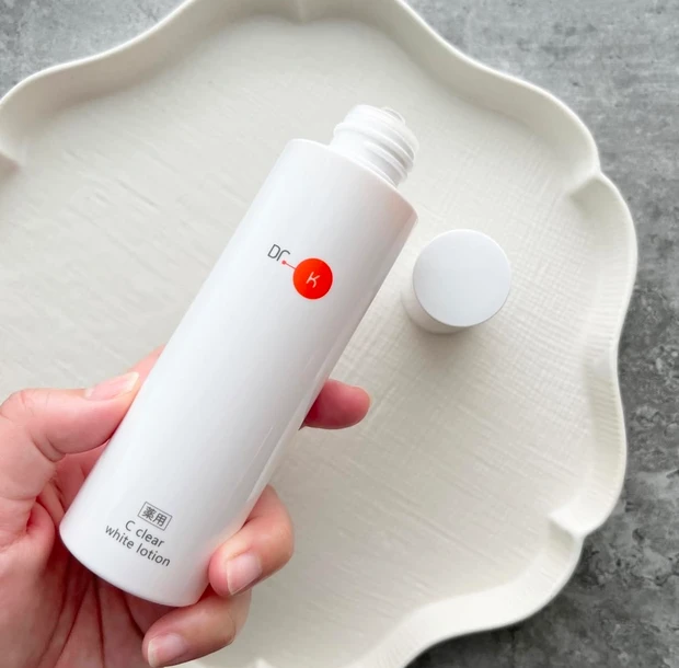 まるで飲むビタミンサプリ！ドクターケイ［薬用Cクリアホワイトローション　］で大人の肌荒れ・くすみ・毛穴全てケア_5