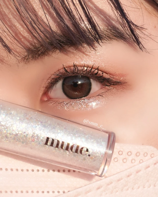 【MAQUIAインフルエンサーのオッス！推しコス】最近購入した感動コスメ！宝石のような輝き。大人の綺麗な韓国コスメブランド「mude」のグリッターを大紹介！_7_2