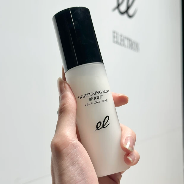 マキアサロン エレクトロン タイトニングミスト ブライト