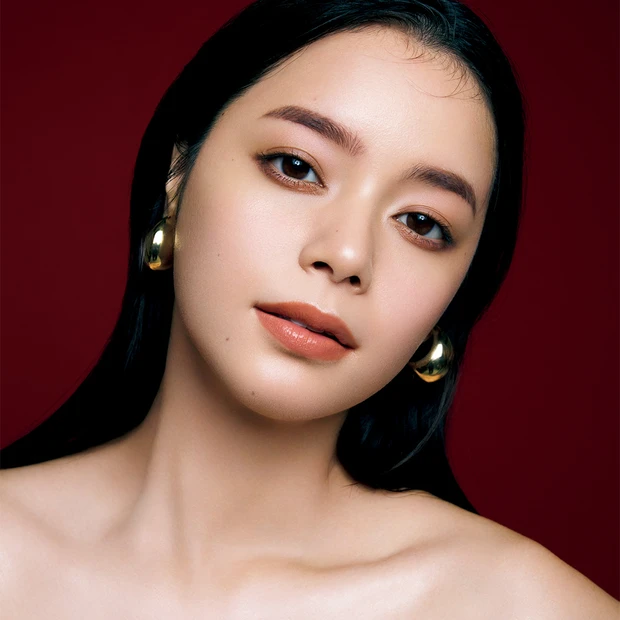 【SUQQU史上最高峰】ジュエリーにも勝る、高貴な艶肌が秋冬の主役