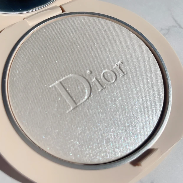 ディオールスキン フォーエヴァー クチュール ルミナイザー　03　パールグロウ