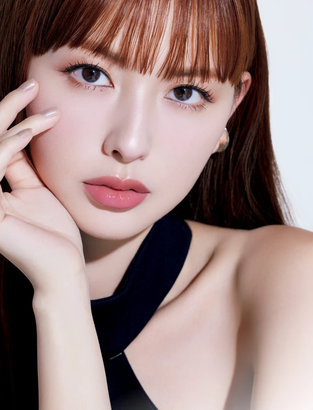 【鈴木えみさんのベースメイク】ノイズレスなセミマット肌に！AI級美肌の秘密を公開