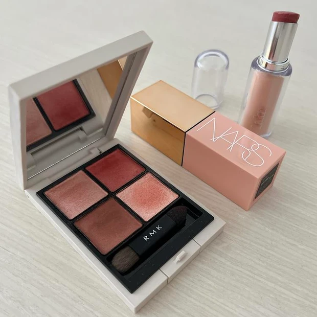 【4位】幸せ呼び込む♡大人の多幸感メイク!この春の顔はこれで決まり!