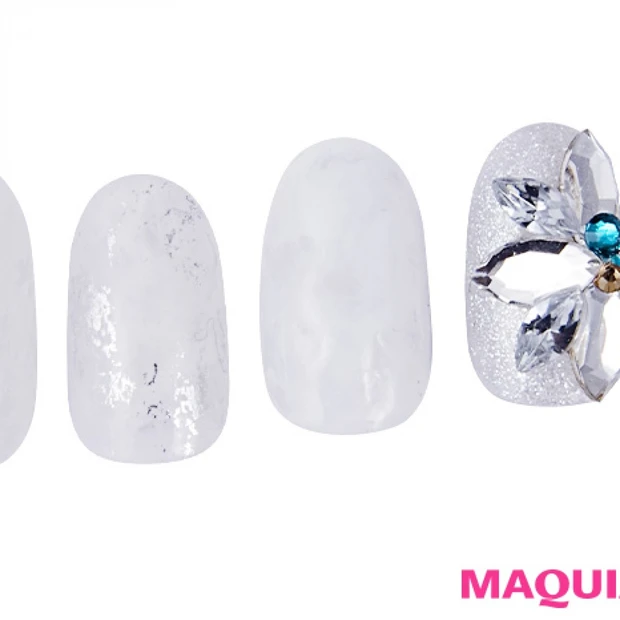 鋭く輝く「ホワイト＆シルバー」ネイルで、クールビューティーを気取って