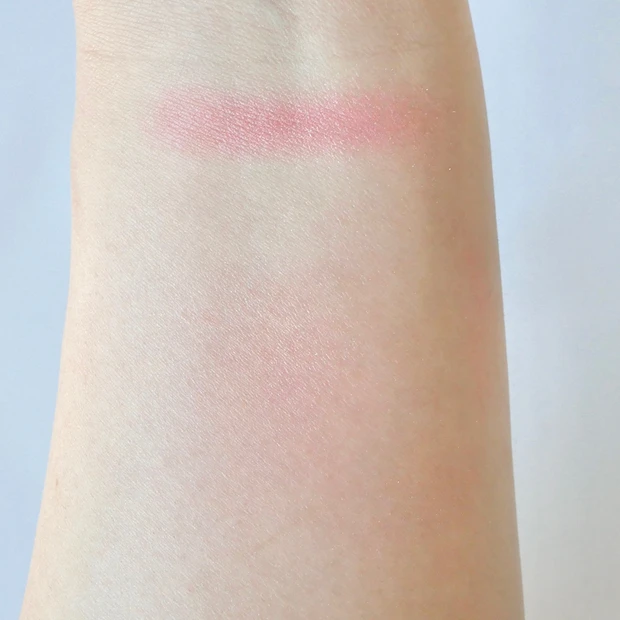 インウイ チーク INOUI 01 スウォッチ