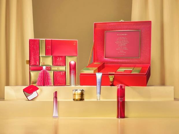 アスタリフト人気No.1先行美容液が限定パッケージに！ 特別なアドベントカレンダーも【クリスマスコフレ2025】