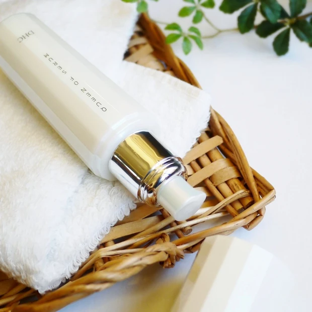 老廃物が美肌のもとに!?エイジング世代の救世主 DHC最高傑作オートファジー美容液!!