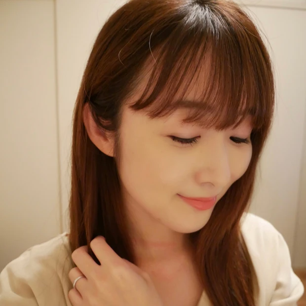 【セルフカット】失敗しない前髪の切り方を動画で解説します！福原遥ちゃん風シースルーバングのつくりかた_2