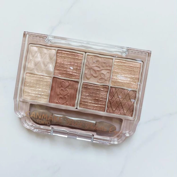 キャンメイク プティパレットアイズ 04 アマンドブリュレ