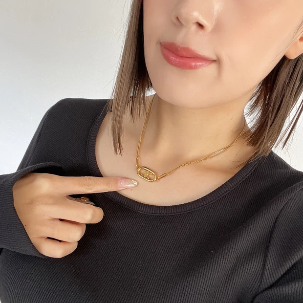 GU クロップド丈トップス 着回しコーデ アクセサリー